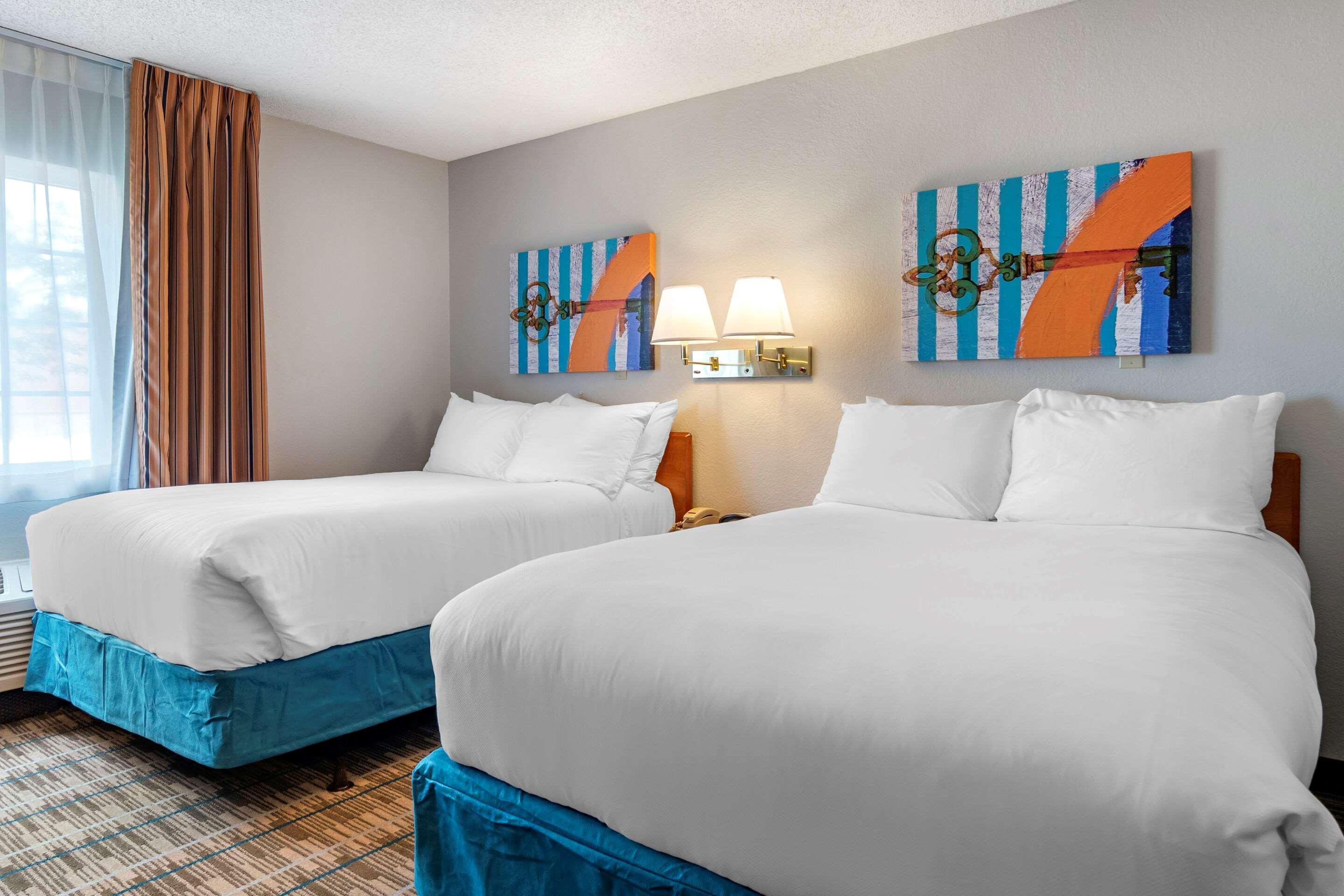 Mainstay Suites Emporia Luaran gambar
